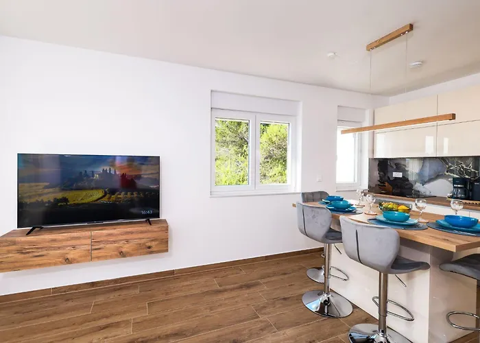 Appartement Ela By Interhome